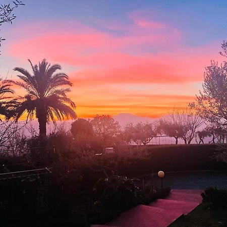 Villa Mandetta B&B Santo Stefano del Sole Dış mekan fotoğraf
