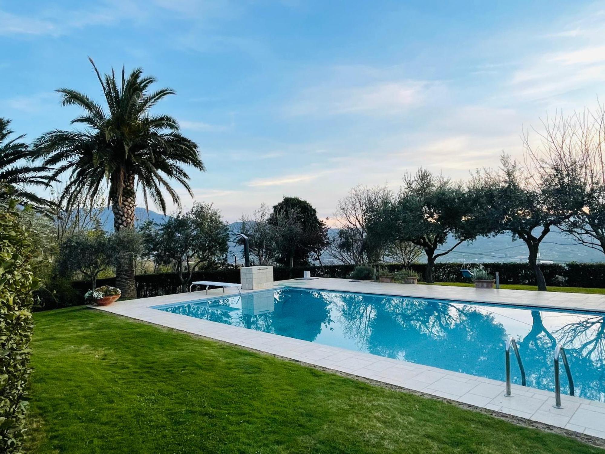 Villa Mandetta B&B Santo Stefano del Sole Dış mekan fotoğraf
