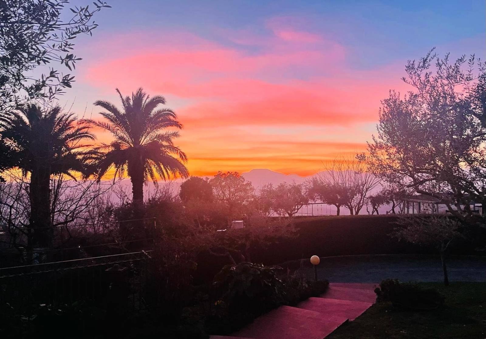 Villa Mandetta B&B Santo Stefano del Sole Dış mekan fotoğraf