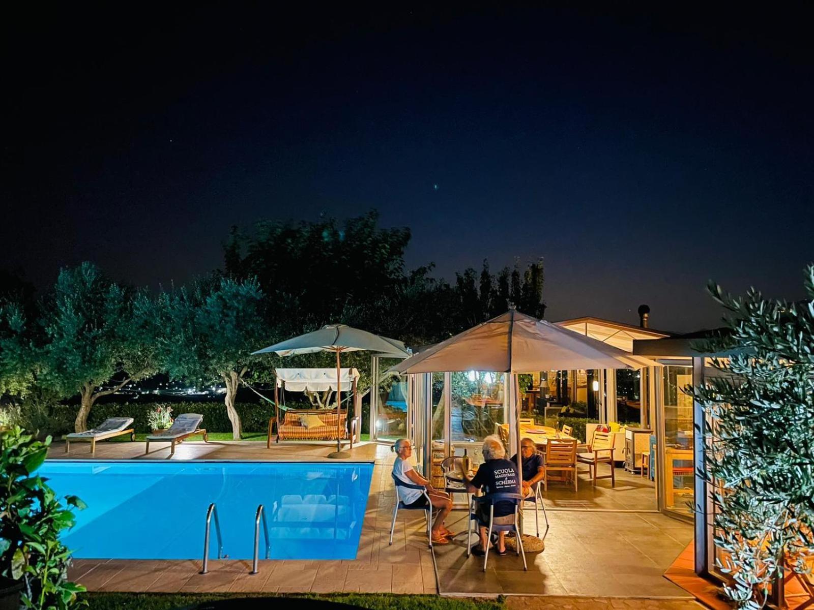 Villa Mandetta B&B Santo Stefano del Sole Dış mekan fotoğraf