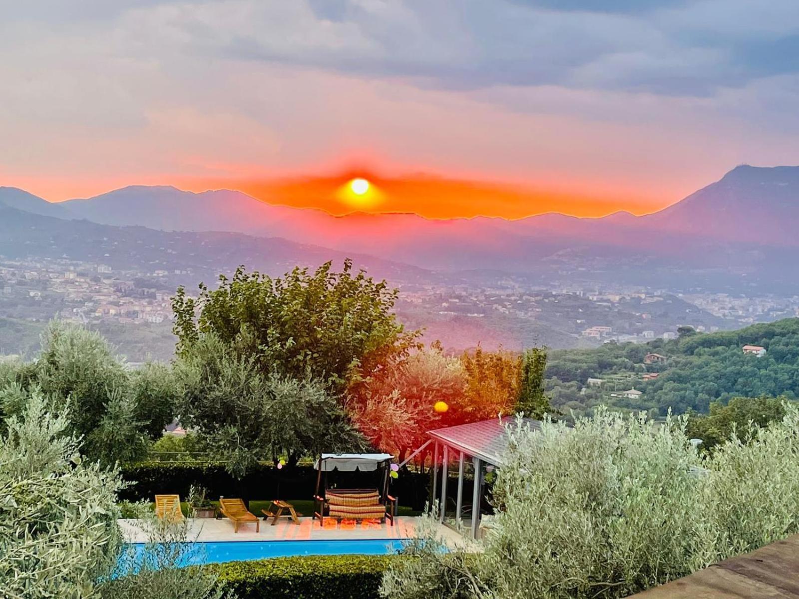 Villa Mandetta B&B Santo Stefano del Sole Dış mekan fotoğraf