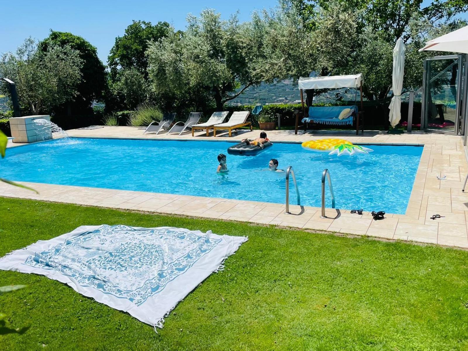 Villa Mandetta B&B Santo Stefano del Sole Dış mekan fotoğraf